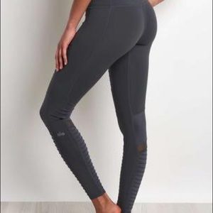 Alo yoga Moto leggings